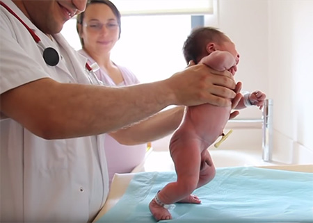 De retour à la maison 1 pediatre